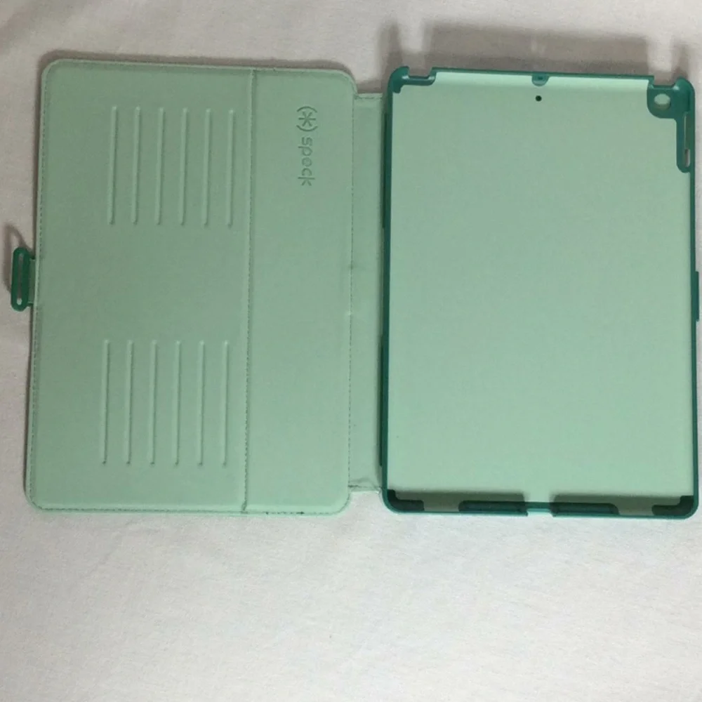 iPad Cover